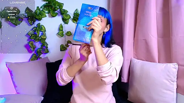 Snapshot of tati_cardenas chatting on 02-13-26, 05:07 tati cardenas online show from 02-13-26, 05:07