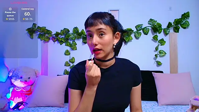 Snapshot of tati_cardenas chatting on 09-28-25, 04:52 tati cardenas online show from 09-28-25, 04:52