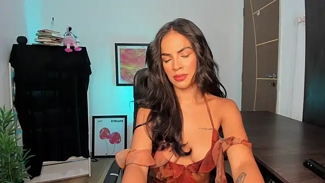 camille-rose online show from 05-03-26, 08:01
