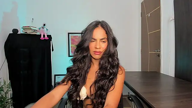 camille-rose online show from 03-20-26, 07:59