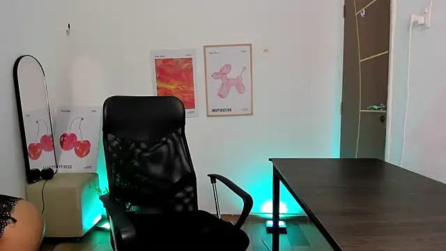 camille-rose online show from 09-10-25, 06:29