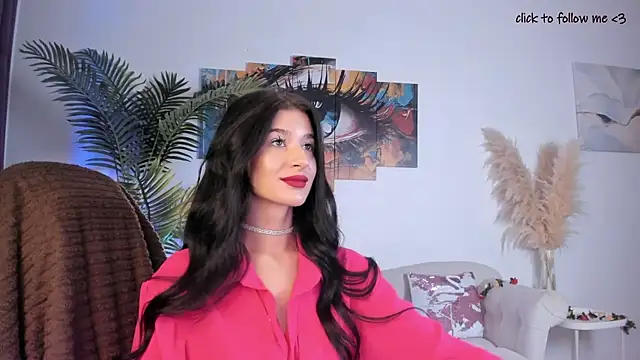 Snapshot of LauraCoy chatting on 09-24-25, 08:15 LauraCoy online show from 09-24-25, 08:15