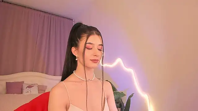 LauraCoy online show from 02-28-26, 08:19