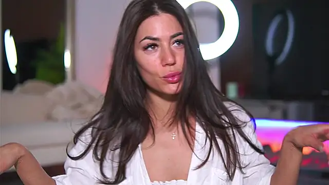 Abbela White online show from 05-30-26, 06:31