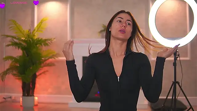 Abbela White online show from 11-25-25, 06:03