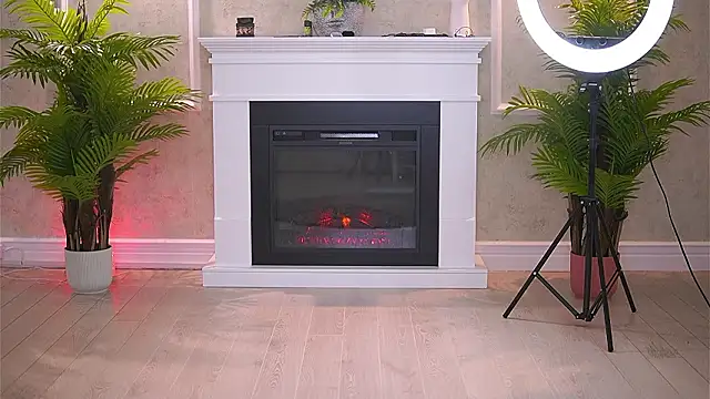 Snapshot of Abbela_White chatting on 02-07-26, 06:32 Abbela White online show from 02-07-26, 06:32