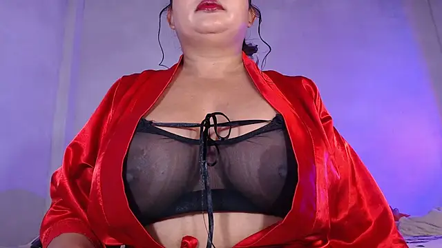 NadiaWhite online show from 12-02-25, 10:17