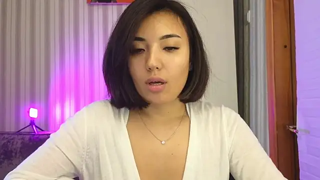 lily  foster online show from 10-08-25, 09:44