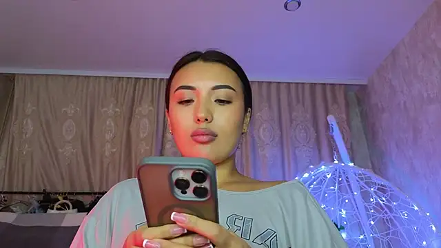 lily  foster online show from 02-17-26, 02:58