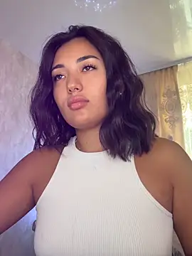 lily  foster online show from 04-24-26, 08:16