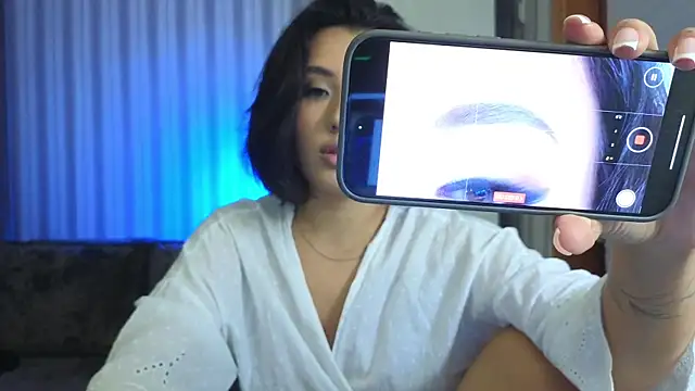 lily  foster online show from 09-26-25, 04:36