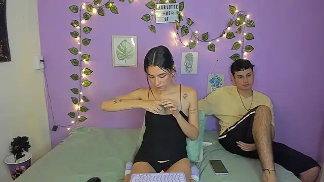 Snapshot of charlottte_queen chatting on 02-15-25, 10:42 charlottte queen online show from 02-15-25, 10:42