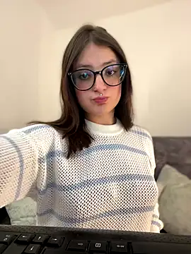 Snapshot of Megan_lu2 chatting on 09-23-25, 12:56 Megan lu2 online show from 09-23-25, 12:56