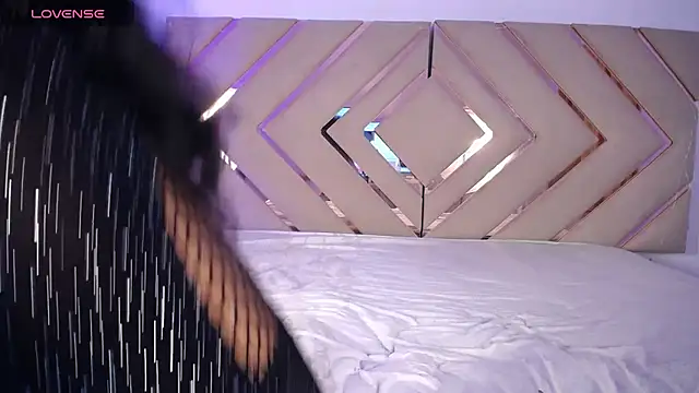 Raven foxter1 online show from 01-20-25, 08:50