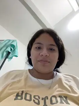 moncerrat luna online show from 02-25-25, 11:04