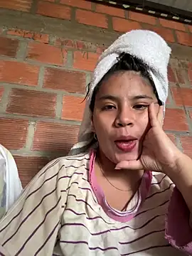 moncerrat luna online show from 03-04-25, 08:38