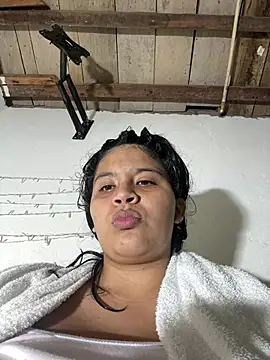 moncerrat luna online show from 03-11-26, 09:20