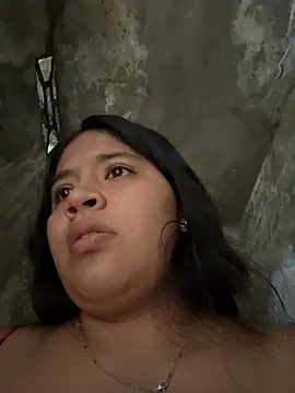 moncerrat luna online show from 02-03-25, 03:49