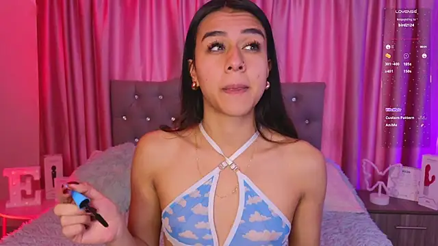 Emiily Scott1 online show from 07-17-26, 06:27