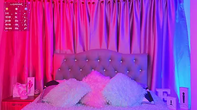 Emiily Scott1 online show from 03-06-26, 12:05