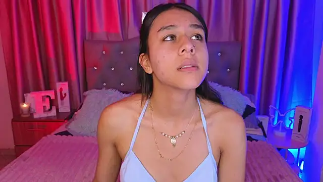 Emiily Scott1 online show from 05-06-26, 02:59