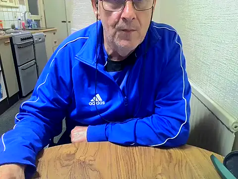 daddyflash online show from 10-23-25, 07:23