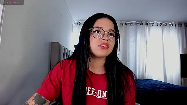 aliice walker  online show from 11-06-25, 04:44