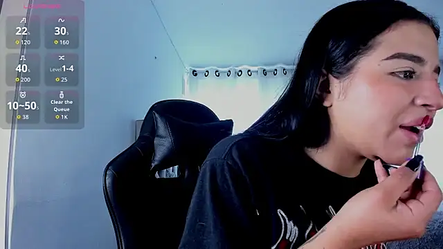 Snapshot of aliice_walker_ chatting on 02-24-26, 05:58 aliice walker online show from 02-24-26, 05:58