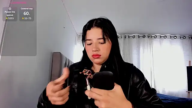 aliice walker  online show from 11-02-25, 04:01