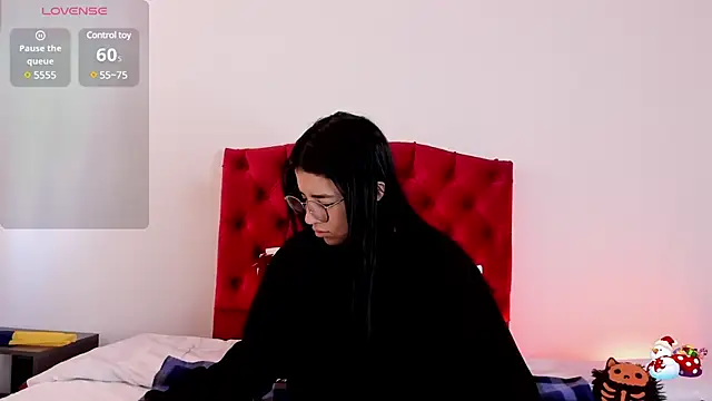 aliice walker  online show from 12-11-24, 01:28