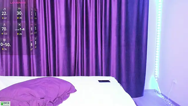 Snapshot of goodnightkitty chatting on 10-27-25, 10:00 goodnightkitty online show from 10-27-25, 10:00