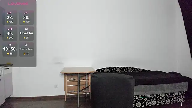 Snapshot of KitsuneRem chatting on 11-06-25, 11:42 KitsuneRem online show from 11-06-25, 11:42