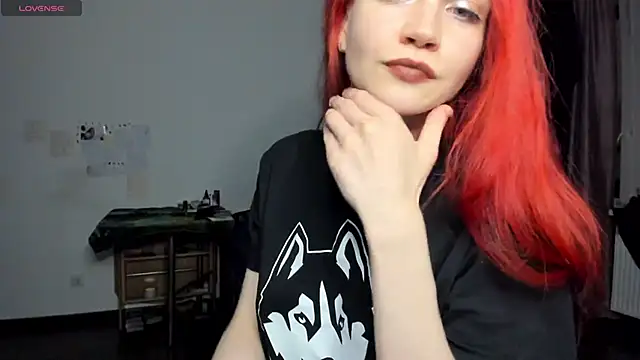 Snapshot of KitsuneRem chatting on 01-09-25, 10:20 KitsuneRem online show from 01-09-25, 10:20