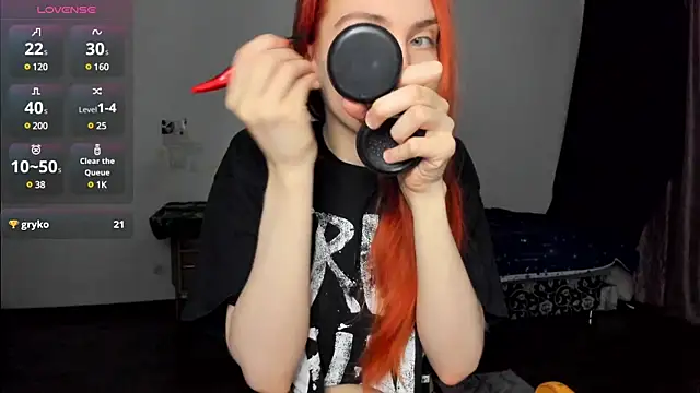 Snapshot of KitsuneRem chatting on 12-07-24, 08:22 KitsuneRem online show from 12-07-24, 08:22