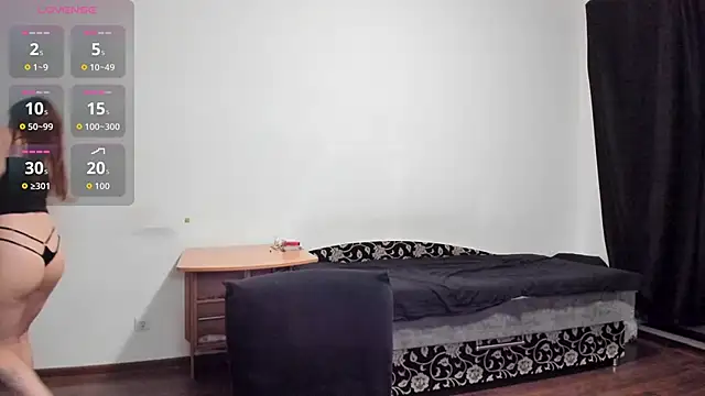 Snapshot of KitsuneRem chatting on 09-18-25, 07:50 KitsuneRem online show from 09-18-25, 07:50