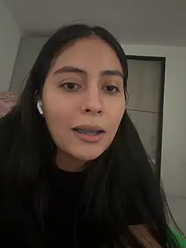 Sophie  Foxxx online show from 04-15-26, 09:48