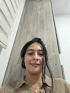 Snapshot of Sophie__Foxxx chatting on 07-05-26, 11:44 Sophie Foxxx online show from 07-05-26, 11:44