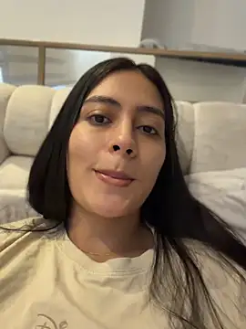 Snapshot of Sophie__Foxxx chatting on 05-05-26, 03:26 Sophie Foxxx online show from 05-05-26, 03:26