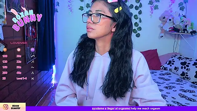 Roxanbunny1 online show from 06-10-26, 02:46