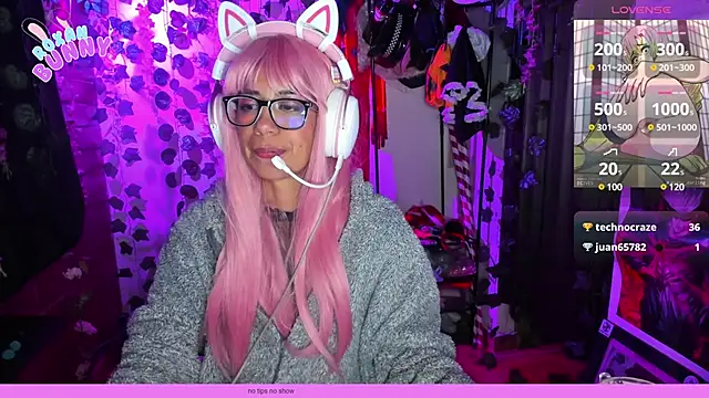 Roxanbunny1 online show from 02-14-25, 07:28