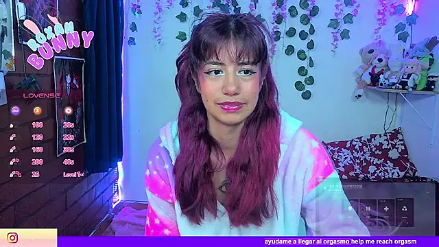 Roxanbunny1 online show from 05-24-26, 07:08