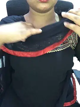 Rose Olivia online show from 02-12-26, 03:45