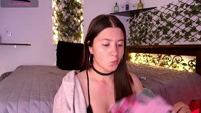 kisstarxxx online show from 05-27-26, 05:37