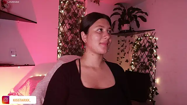 Snapshot of kisstarxxx chatting on 07-02-26, 03:23 kisstarxxx online show from 07-02-26, 03:23
