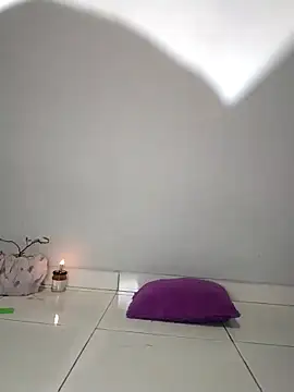 Dwirosebig online show from 12-14-25, 08:14