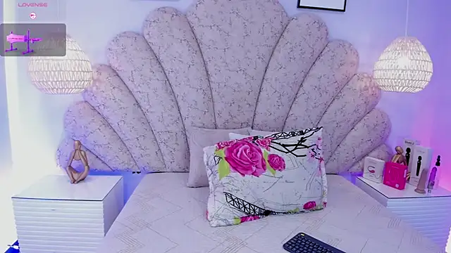 dalila salazar online show from 03-17-26, 02:47