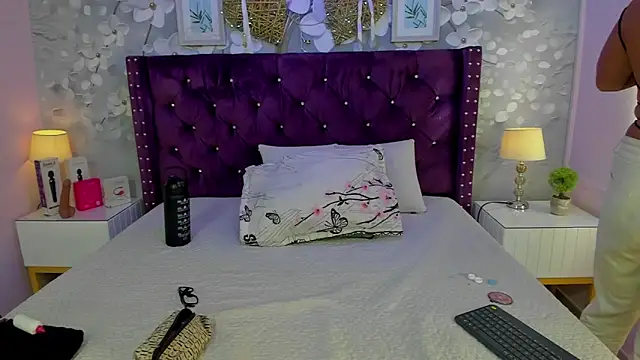dalila salazar online show from 07-11-26, 03:18