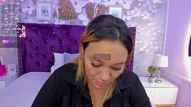 dalila salazar online show from 04-24-26, 02:57