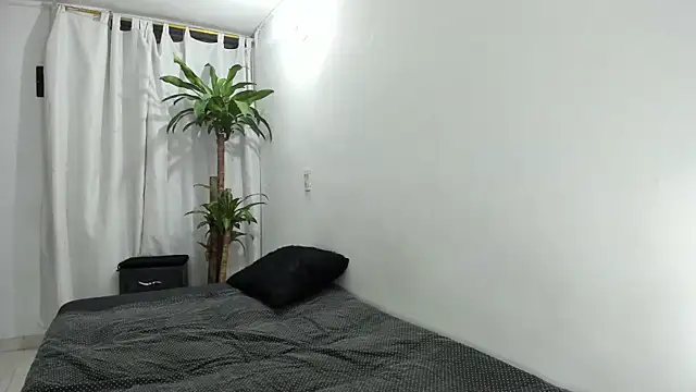 Lia-y-felipe online show from 02-26-26, 11:49