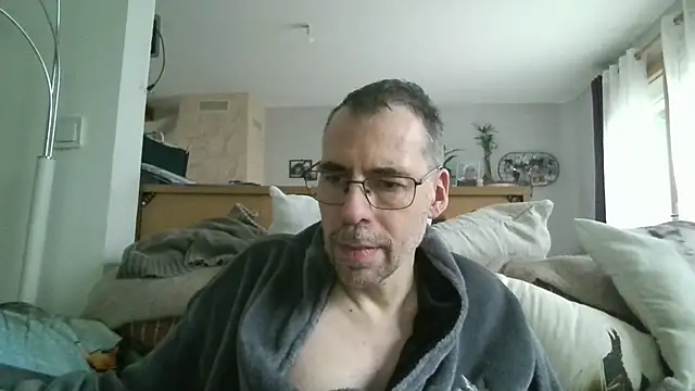 ptitcanard60600 online show from 02-22-26, 03:57